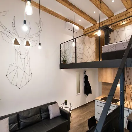 Gami Ex-factory Lofts アパート