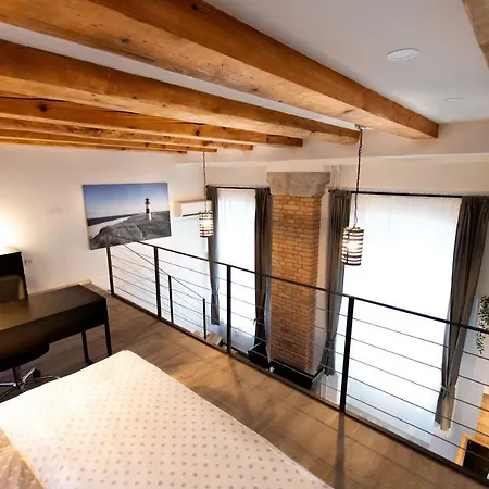 Gami Ex-factory Lofts アパート